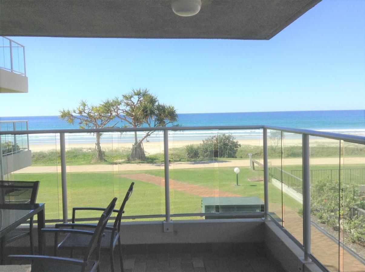 Pacific Surf Absolute Beachfront Apartments Гоулд Коуст Екстериор снимка