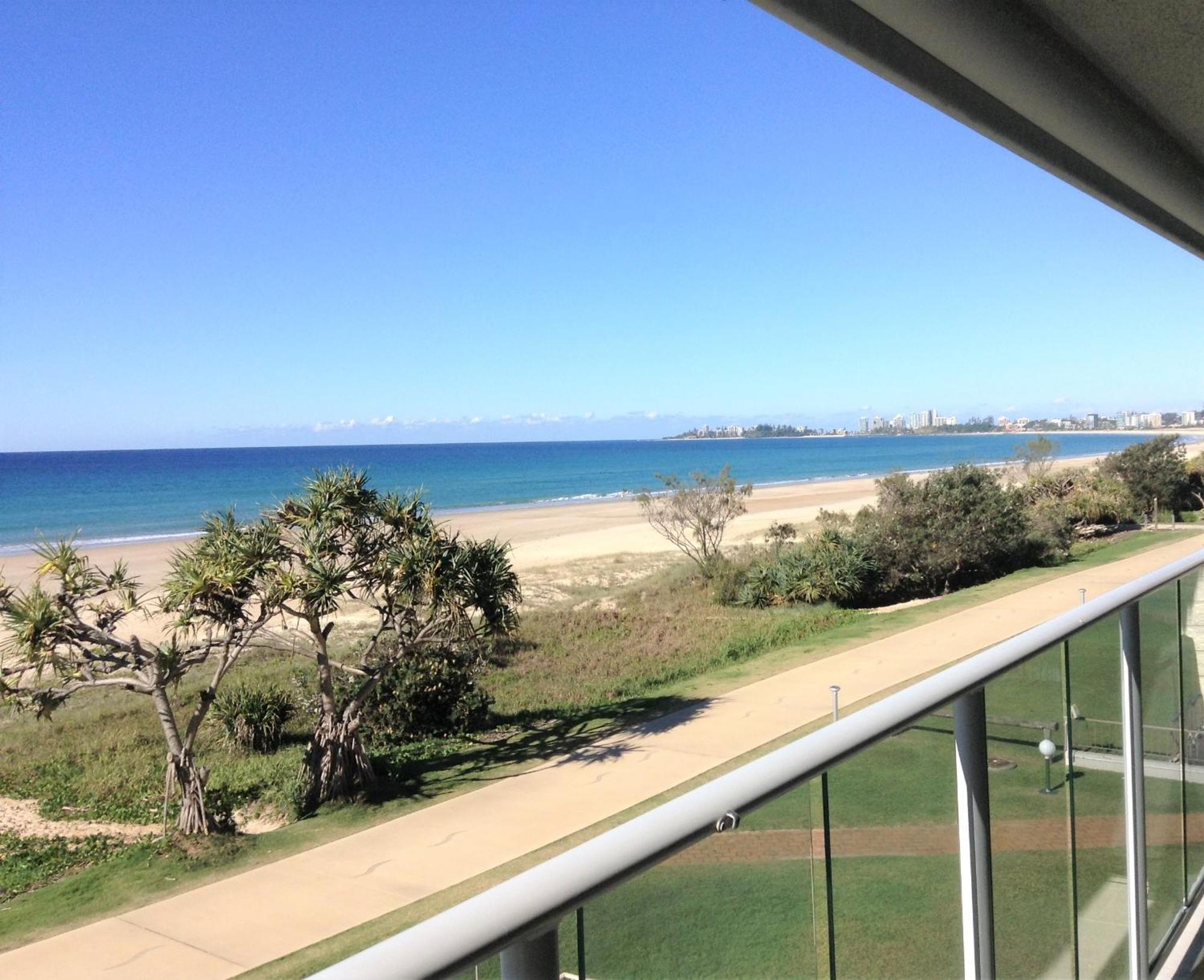 Pacific Surf Absolute Beachfront Apartments Гоулд Коуст Екстериор снимка