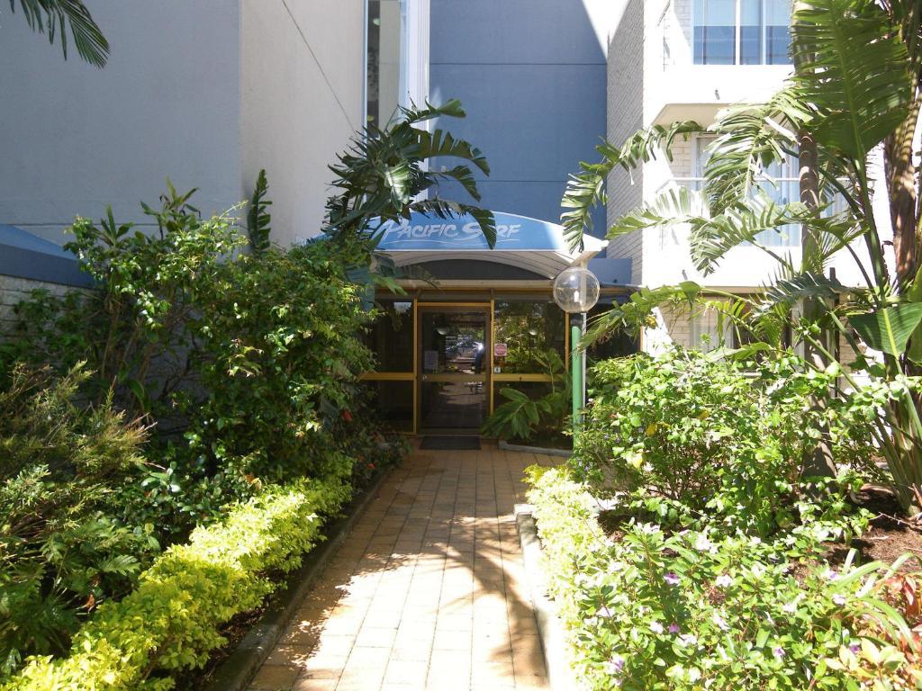 Pacific Surf Absolute Beachfront Apartments Гоулд Коуст Екстериор снимка