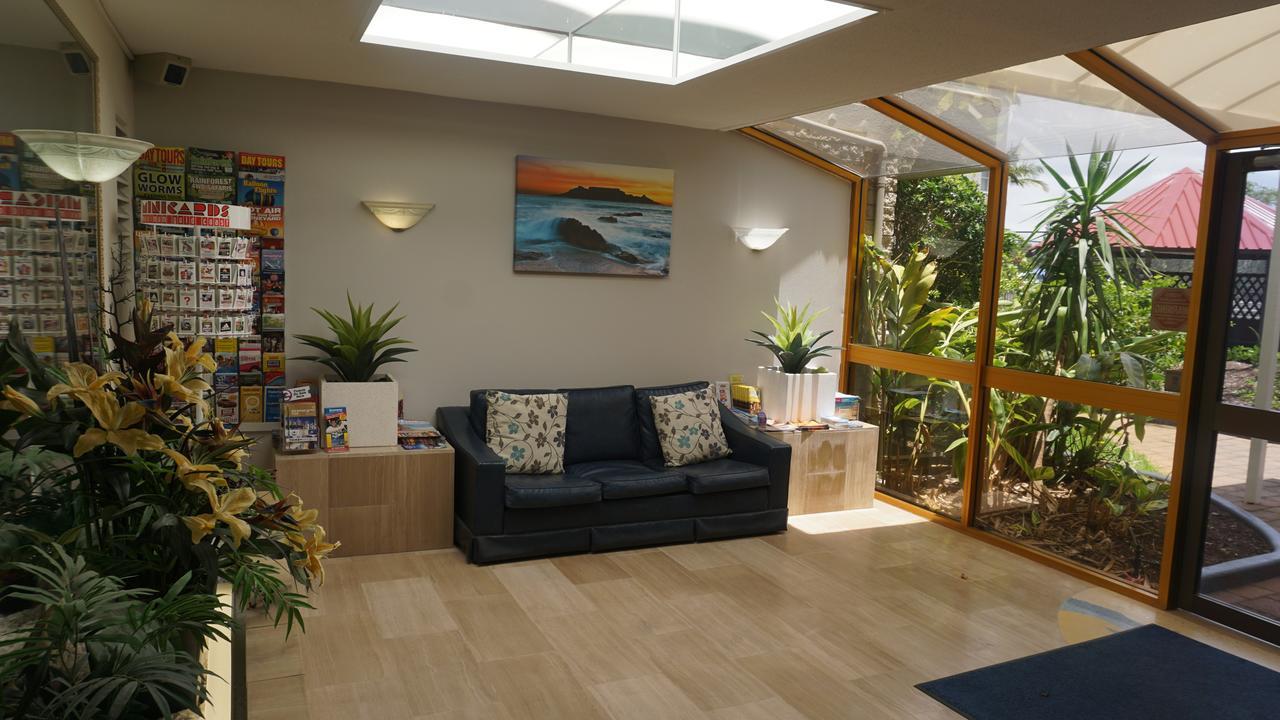 Pacific Surf Absolute Beachfront Apartments Гоулд Коуст Екстериор снимка