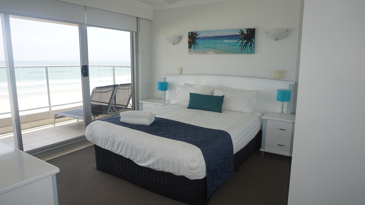 Pacific Surf Absolute Beachfront Apartments Гоулд Коуст Екстериор снимка